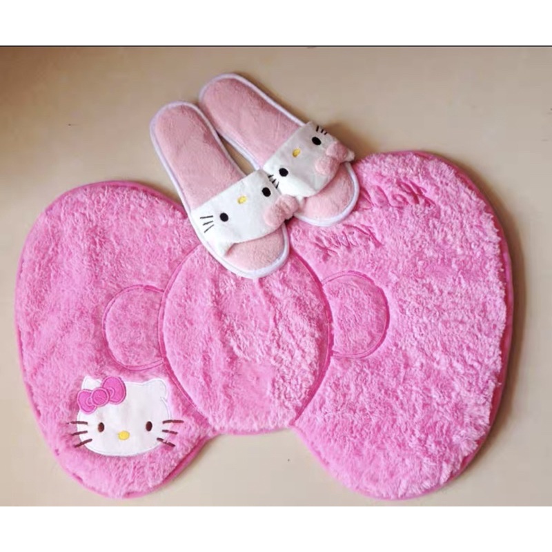 Thảm nơ Hello Kitty