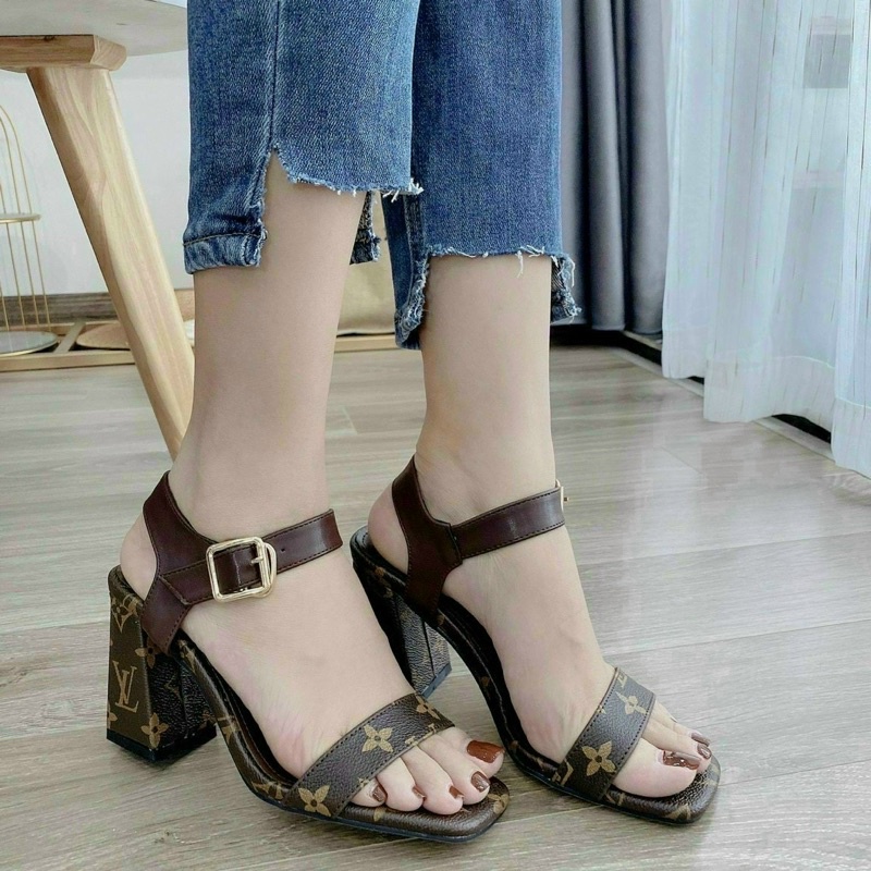 SANDAL GÓT 7CM QUAI LV