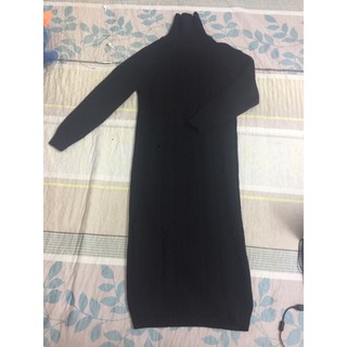 Pass váy và áo cardigan đồ đông