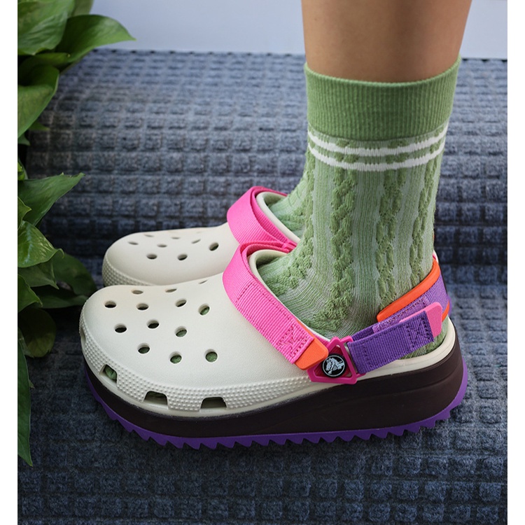 Giày Crocs Chính Hãng 100%, Giày Quai Chéo Chính Hãng. Giày Crocs Đi Biển Nhiều Màu An Toàn Cho Sức Khỏe Cho Nữ