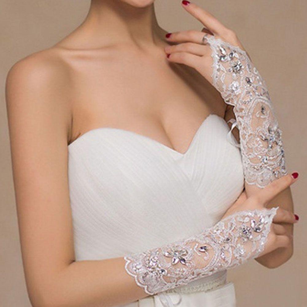 Găng Tay Cô Dâu Hở Ngón Đính Hạt