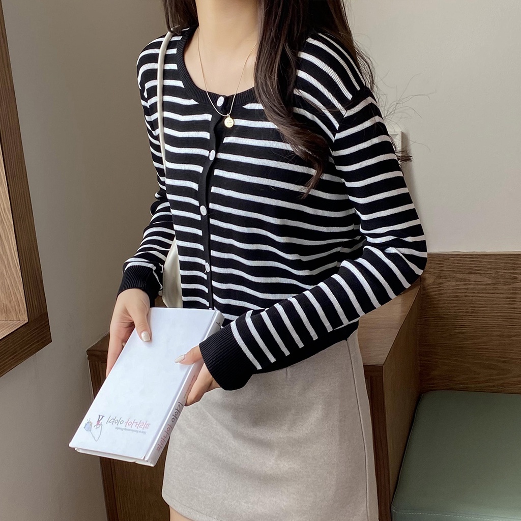 Áo khoác cardigan dệt kim mỏng dáng rộng kẻ sọc phong cách Hàn Quốc