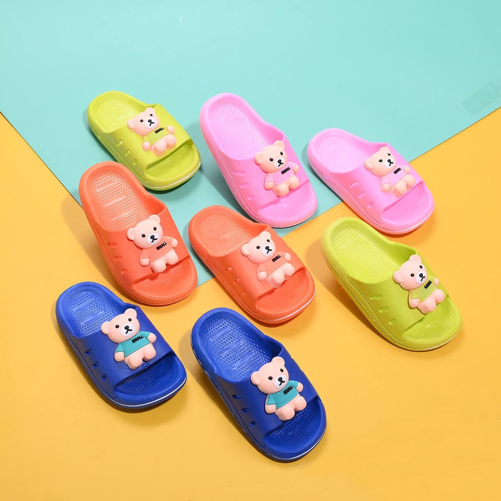 Dép Bánh Mỳ Cho Bé 💞FREESHIP💞 Màu Sắc Cực Đẹp Họa Tiết Gấu 3D Cute - Đi Được Cả Bé Trai Bé Gái 1,5 Đến 10 Tuổi