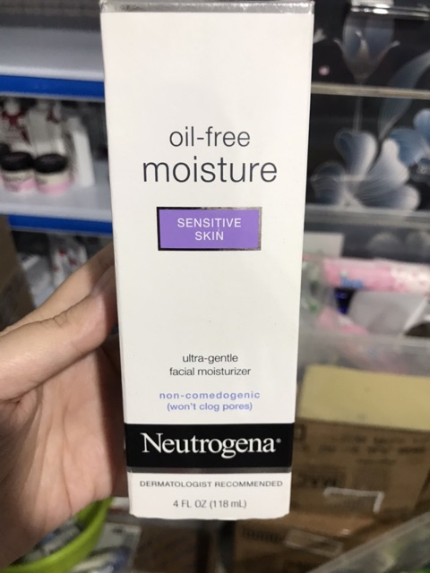 Kem dưỡng ẩm Neutrogena Oil free Moisture Sensitive Skin 118ml