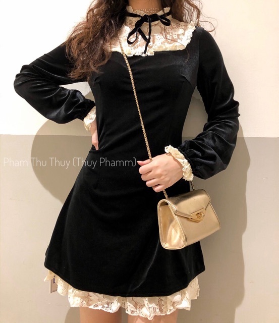 Váy nhung phối ren Quảng Châu