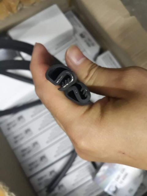 GIOĂNG CỘT B LÕI THÉP