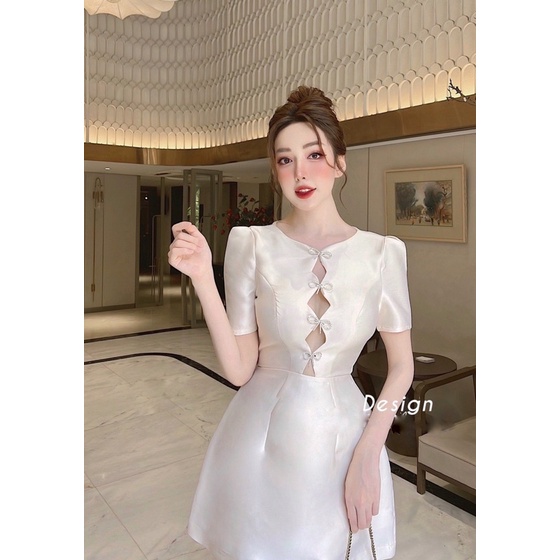 Váy tacta đính nơ ngực