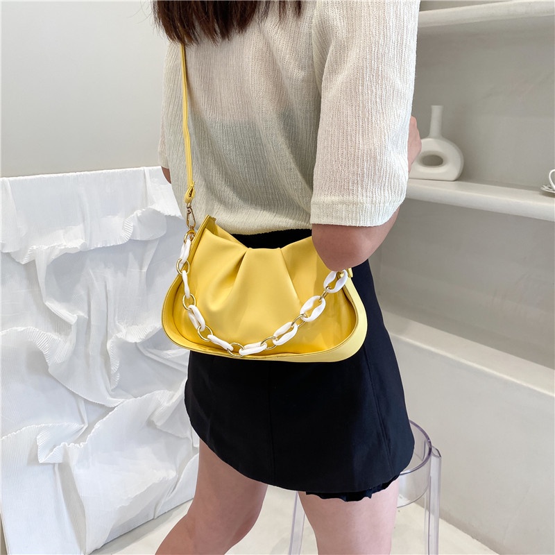 Túi đeo chéo vai IELGY hình đám mây đơn giản có dây xích phong cách Hàn Quốc dành cho nữ