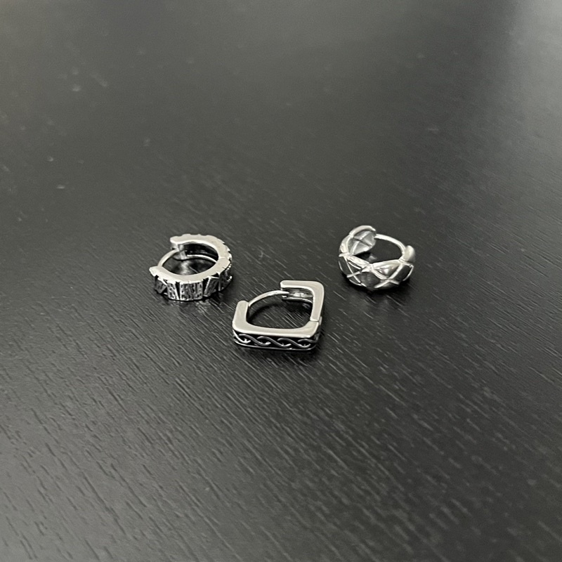 Khuyên tai bấm lỗ hoạ tiết nhiều kiểu dáng