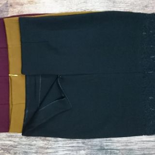Chân váy ôm công sở phối ren