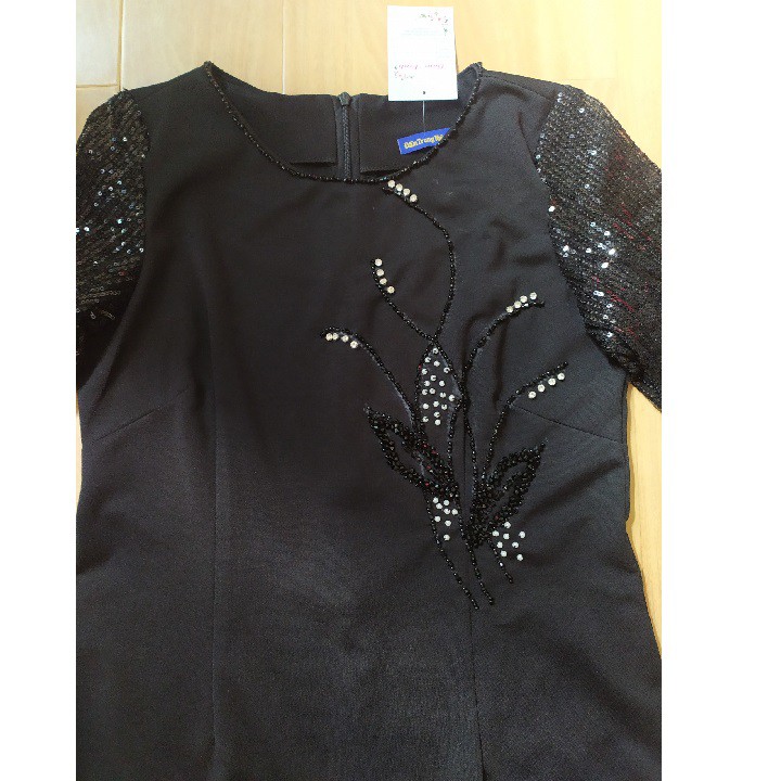 Váy Đầm Trung Niên Kết Đá Phối Tay Lưới Kim Sa - Vải Umi Co Giãn - Size 48Kg - 63Kg