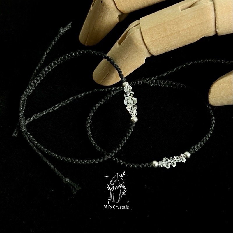 Vòng tay macrame handmade D-iamond Quartz cực xinh