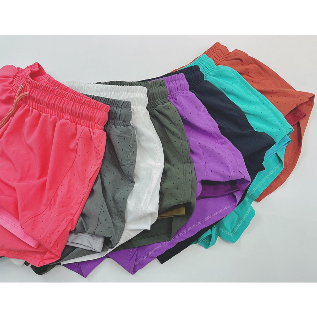 Quần Đùi 2 Lớp Thể Thao Nữ Chất Xi Dù Nai Cắt Laze Chữ Thập