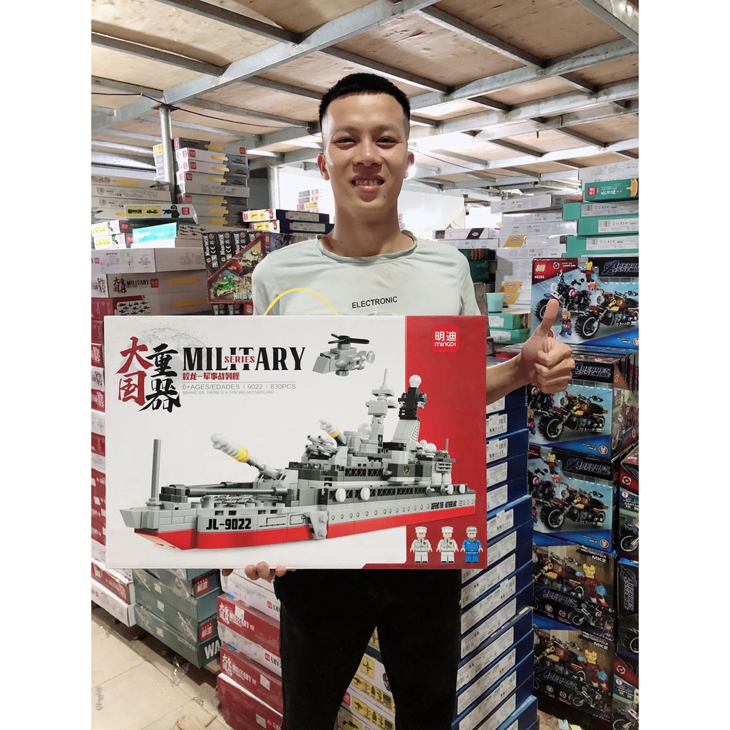 Lắp ráp mô hình tàu thủy chiến 9022 với 830 chi tiết