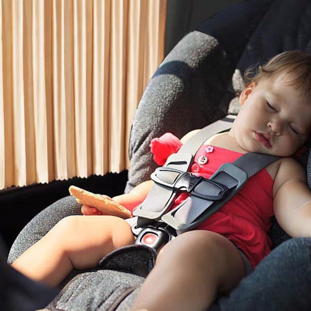 Rèm che nắng ô tô xe hơi chống nóng hút nam châm thông minh một bộ gồm 4 chiếc