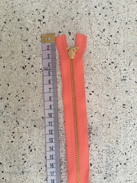 Dây Kéo YKK Số 3 50cm Răng Kim Loại Mạ Vàng Không Có Tay Kéo Cao Cấp Hàng Công Ty