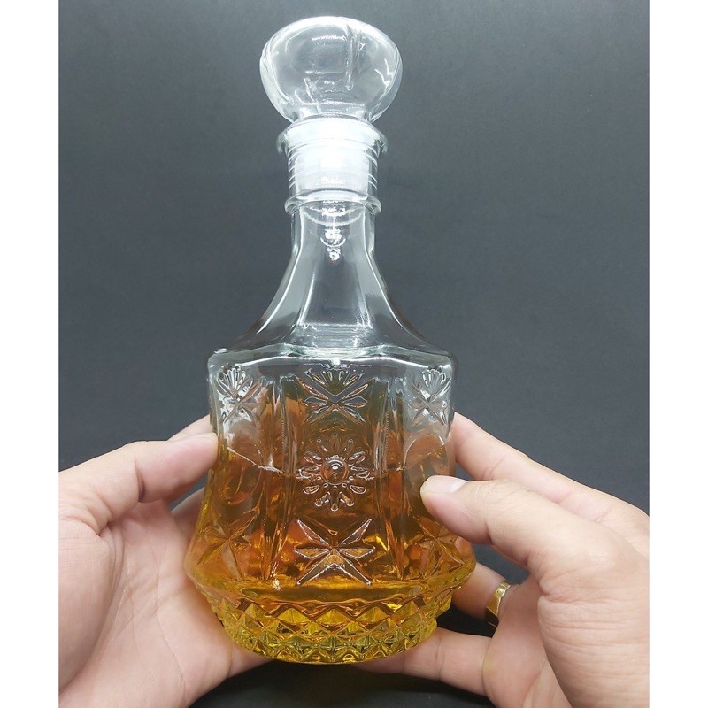CHAI THUỶ TINH ĐỰNG RƯỢU 750ml nút thuỷ tinh tròn