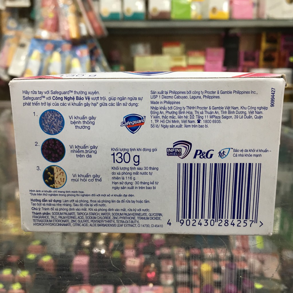 Xà bông cục Safeguard nha đam với hương hoa thơm ngát hộp 130g