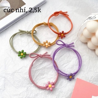 Cột tóc nữ hoa xinh