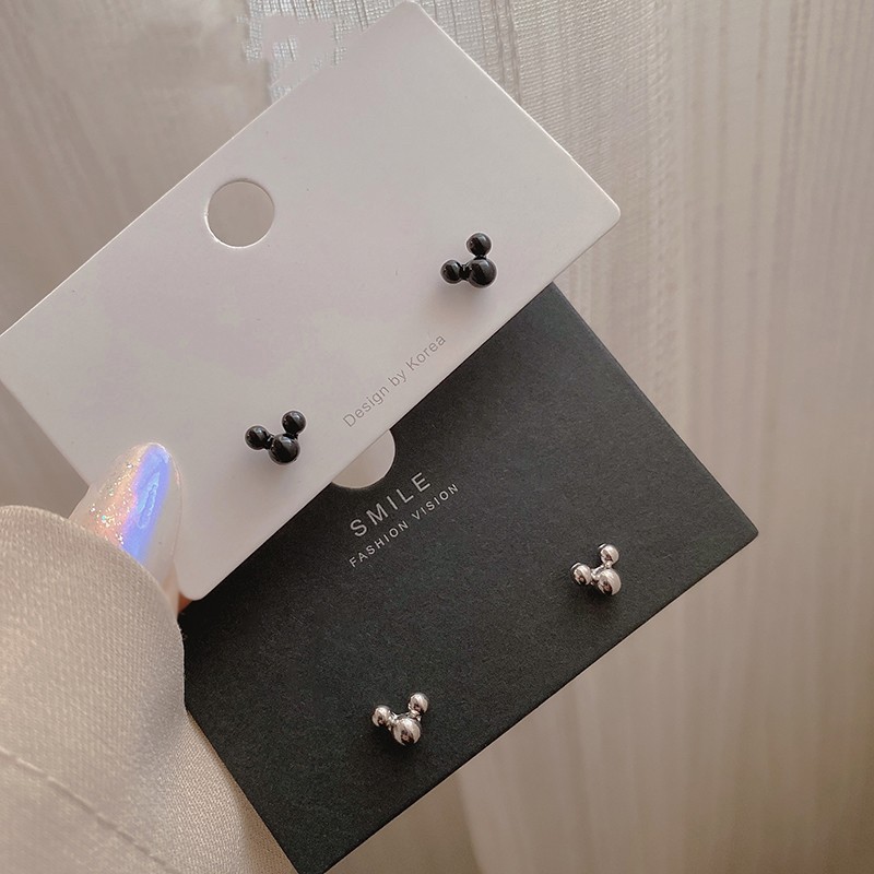 Bông tai trái tim cá tính- phong cách thời thượng cho giới trẻ