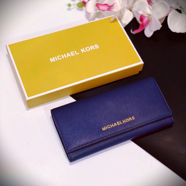 VÍ MICHAEL KORS NẮP GẬP