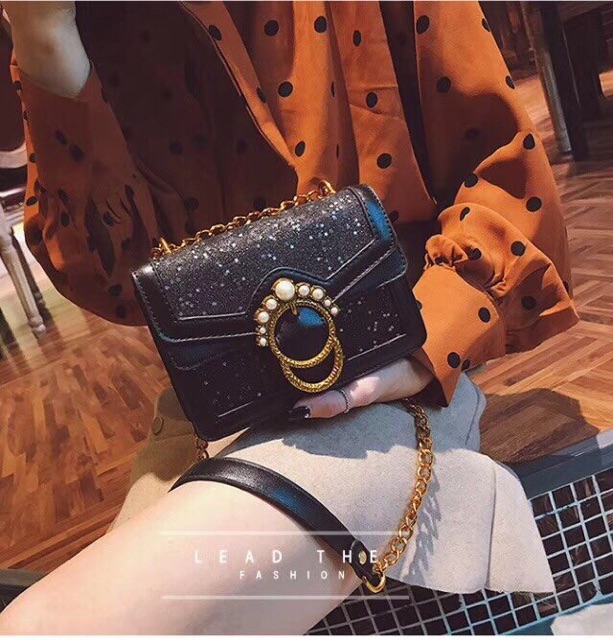 XẢ KHO. Túi nhũ cầu vồng khoá ngọc