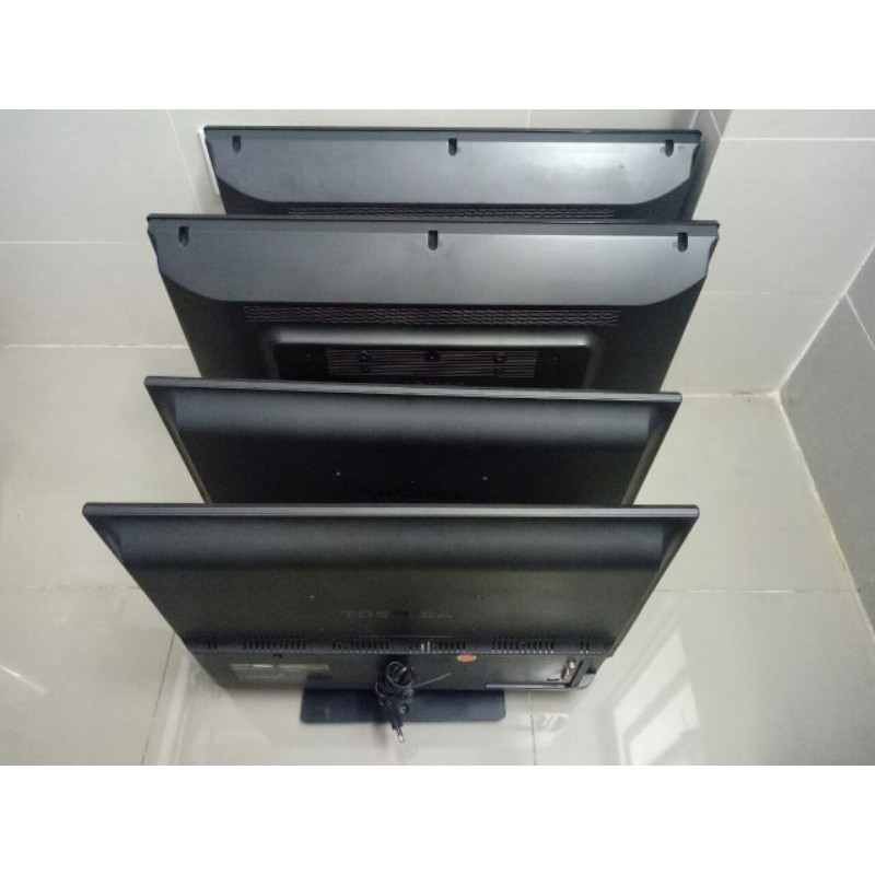 Kho Tivi Tồn ĐỒNG GIÁ LCD 32" Đầy Đủ Phụ Kiện