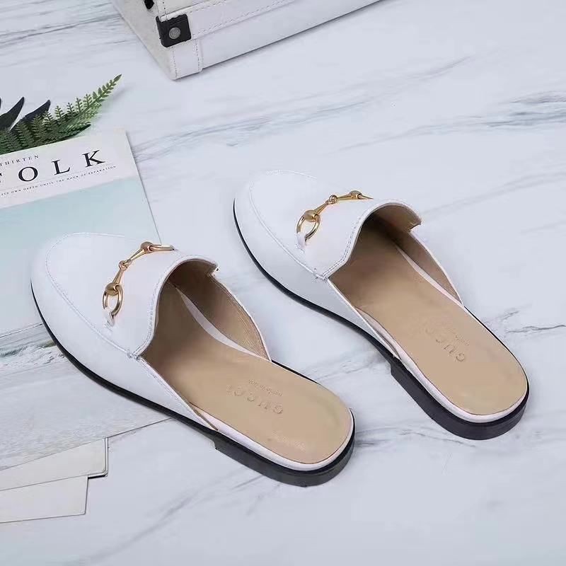 giày sục lười loafer nam nữ da thật mũi tròn quai ngang gắn xích Gucci GC