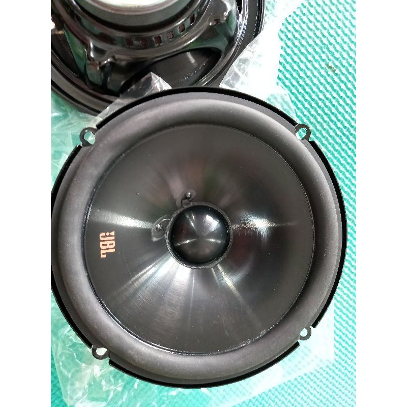 Cặp loa xe hơi 16cm JBL club 6520 rã xe zin chính hãng. Giá 2 cái