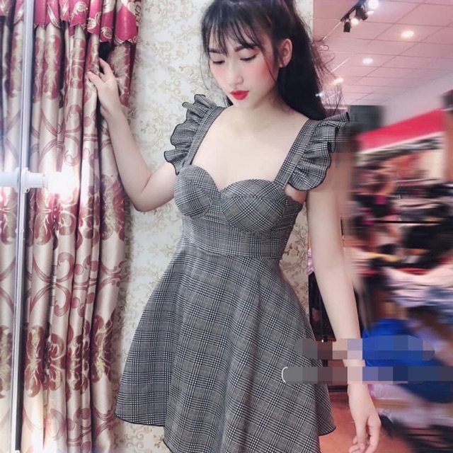Váy kẻ cánh tiên