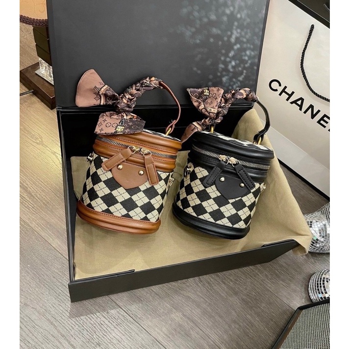 Túi xách nữ , túi cốp trụ có dây đeo chéo hoạ tiết trám ô siêu đẹp