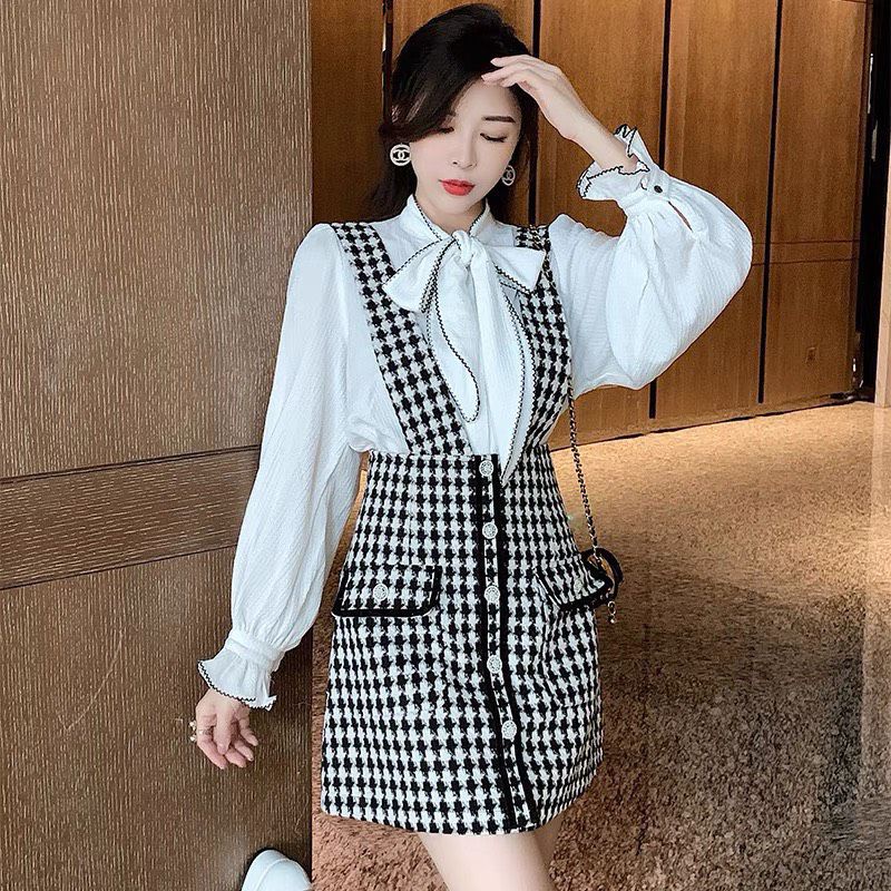 Set yếm dạ, sơ mi trắng kiểu, tay kiểu xinh xắn.Set váy nữ dày, ấm áp, dễ thương.Thời trang mùa đông.