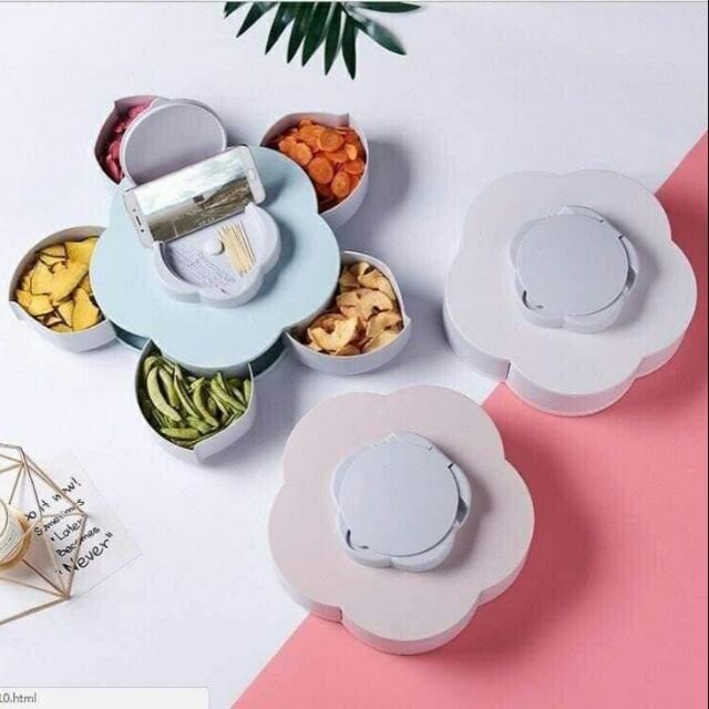 Mình có bán các mặt hàng gồm gia dụng,hàng khuyến mãi,áo quần, đồ cho trẻ em và cho cả người lớn nha.