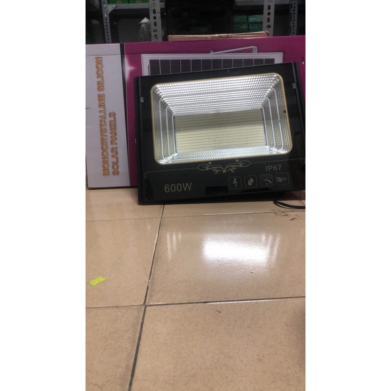 ĐÈN PHA LED 600W NLMT CAO CẤP NHÔM ĐÚC SIÊU SÁNG GIÁ RẺ- BẢO HÀNH 1 NĂM