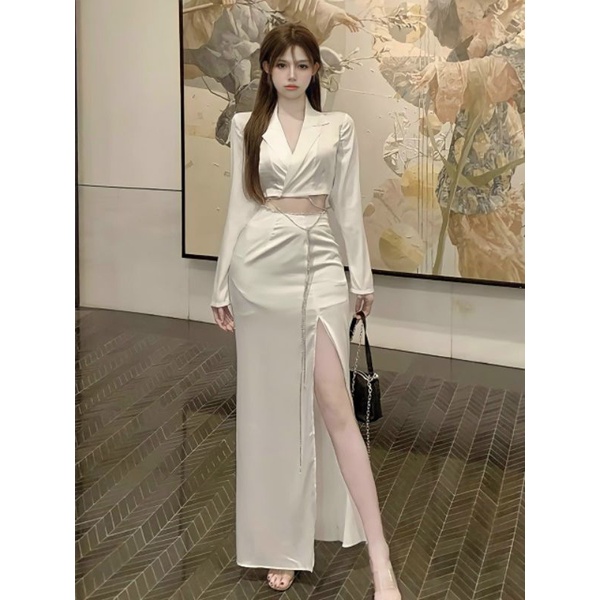 Sét áo vest lụa croptop kết đá chân váy dài xẻ tà
