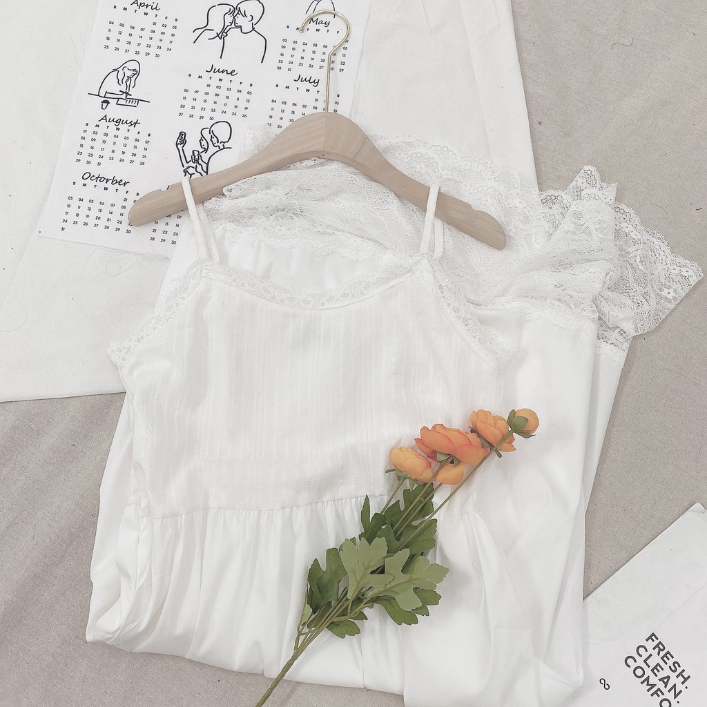 Váy đầm maxi hai dây thô trắng gấu pha ren | BigBuy360 - bigbuy360.vn