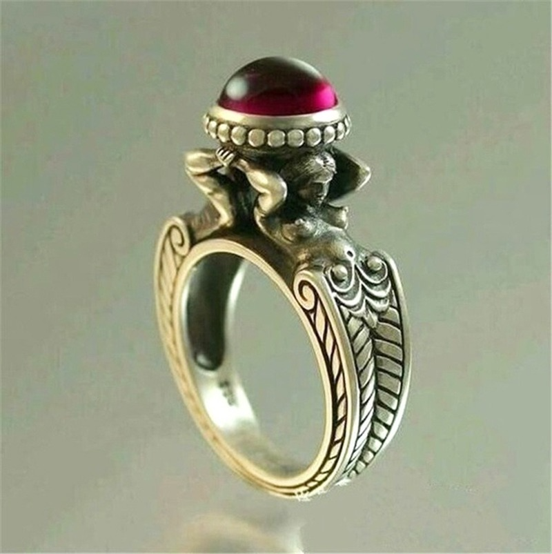 Nhẫn hình nàng tiên cá đính đá ruby độc đáo