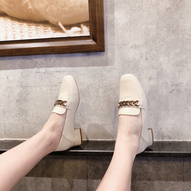 Giày Moca Mũi Vuông Phối Dây Xích Vàng Da Mềm Hàng Đẹp Loại 1