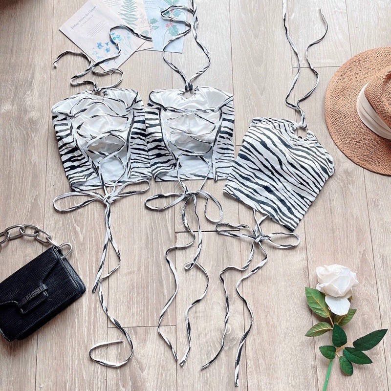 Áo croptop yếm bò sữa