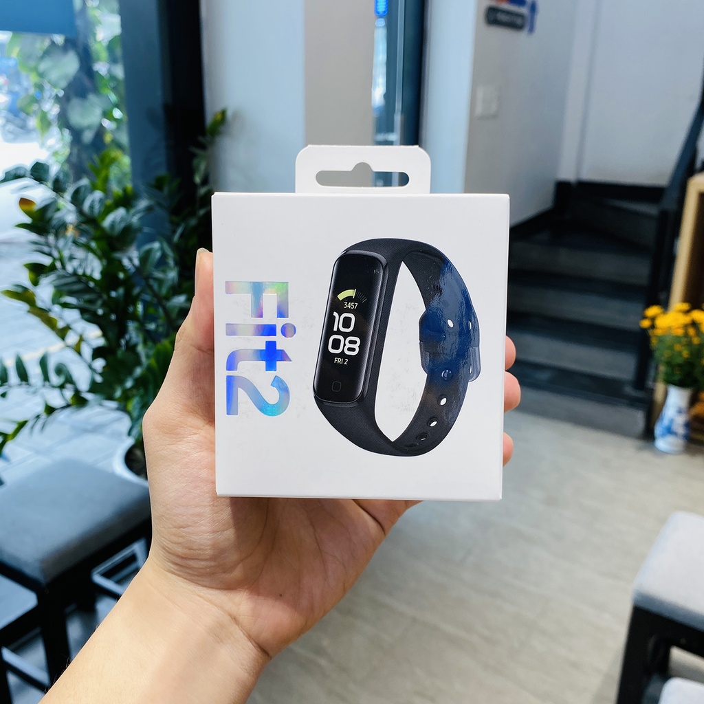 Vòng tay thông minh Samsung Galaxy Fit 2 đạt chuẩn kháng nước 5 ATM đo chỉ số sức khoẻ - Hàng Fullbox BH 12 tháng