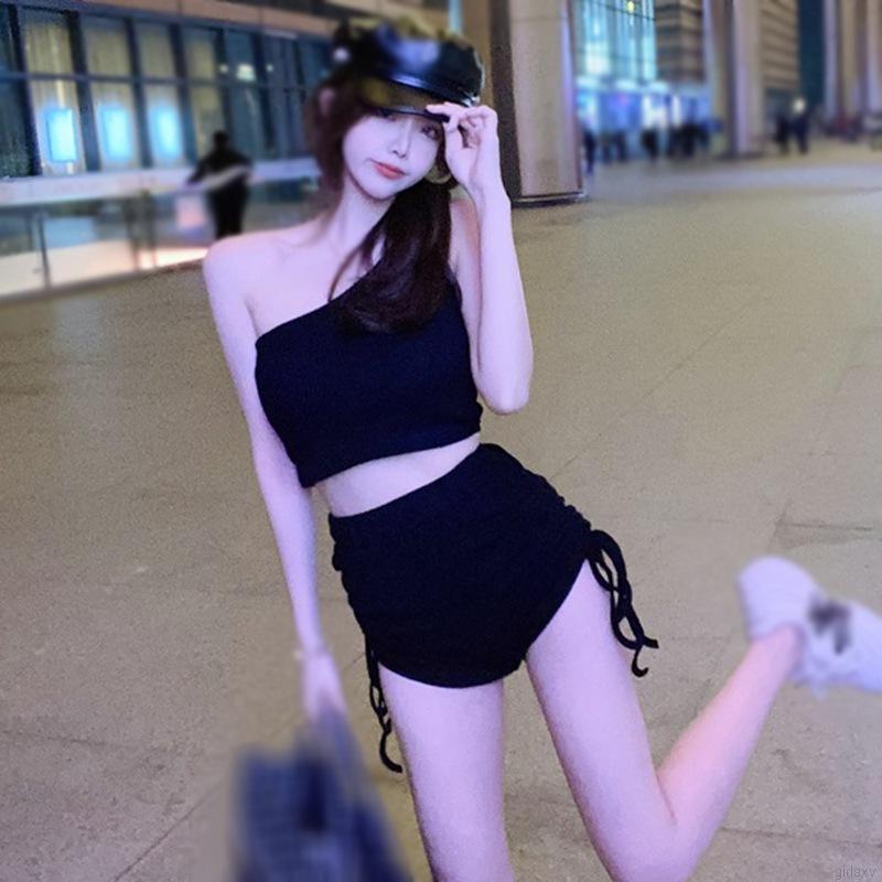 Set Áo Trễ Vai Và Quần Short Lưng Cao Thời Trang Dành Cho Nữ