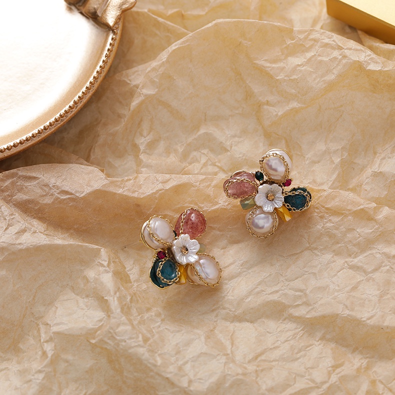 Hoa Tai Hình Hoa Đính Ngọc Trai Cao Cấp Phong Cách Retro