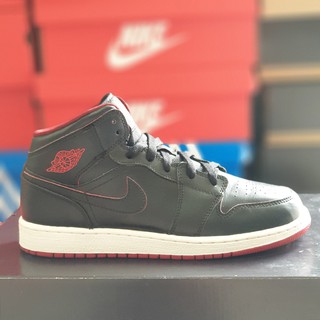 Giày Jordan 1s Mountain Bred size 40.5 real 2hand
