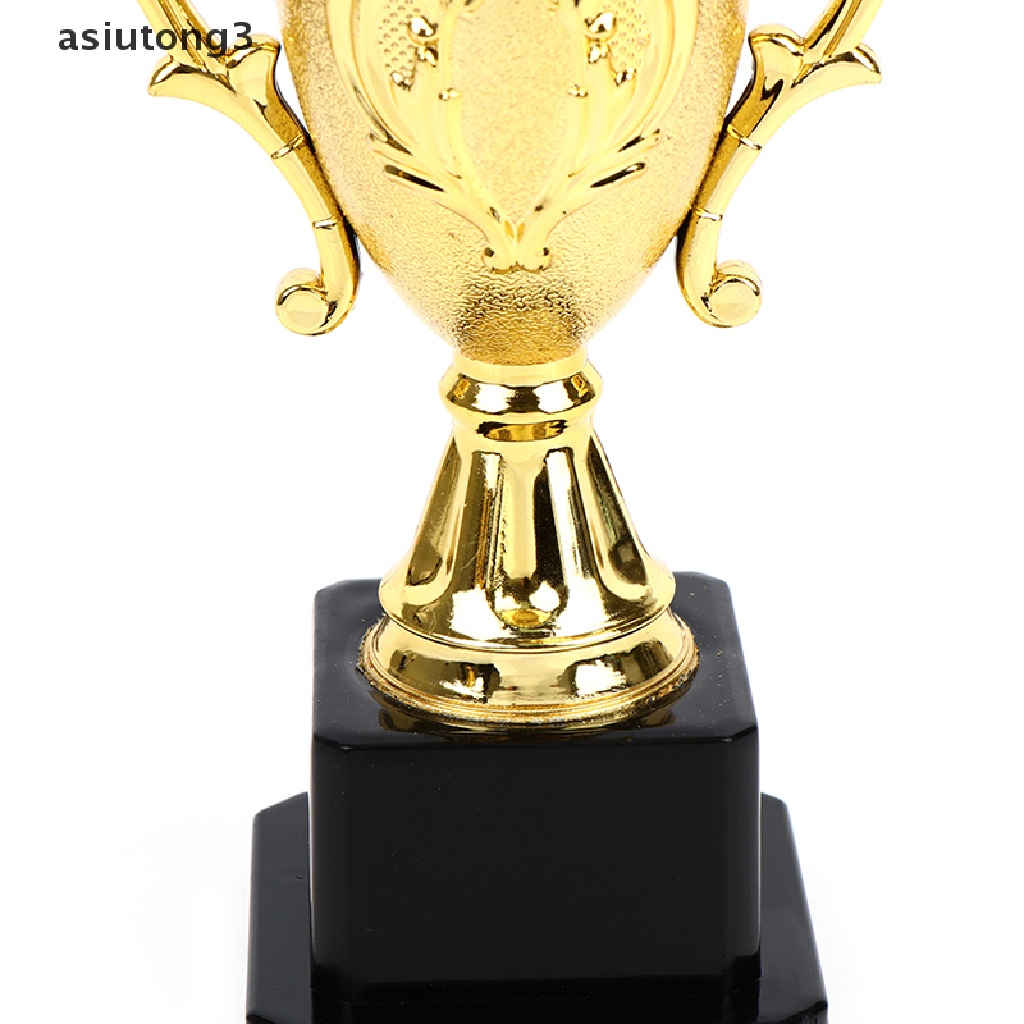 Cúp đồ chơi bằng nhựa thiết kế sang trọng cho bé