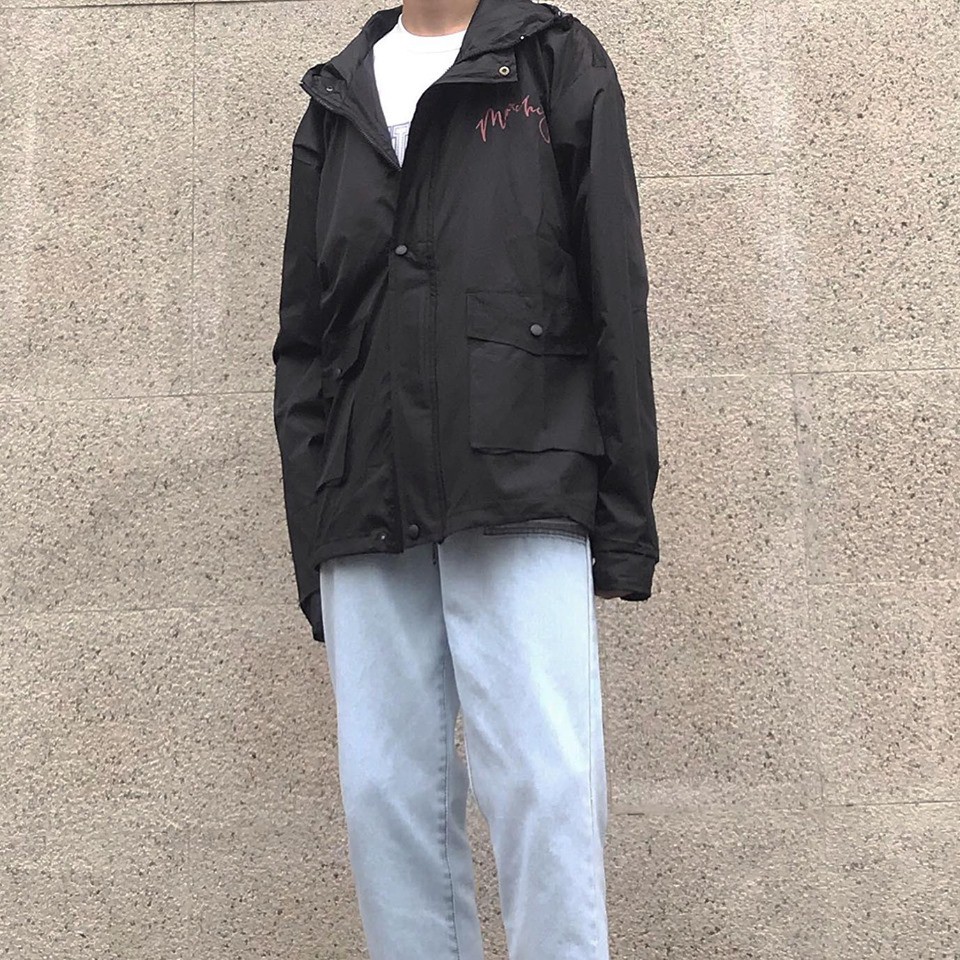 Áo ROSE JACKET form unisex sẵn hai màu đen và trắng