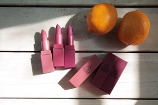 Son lì 3CE tone tím cực hot 3CE SUPREME VIOLET