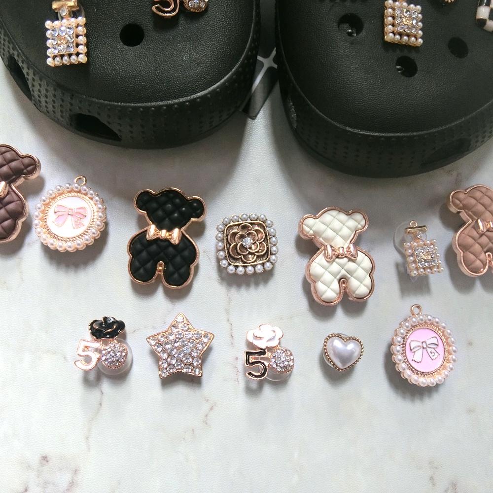 Phụ kiện trang trí dép crocs Jibbitz họa tiết chú gấu dễ thương diy