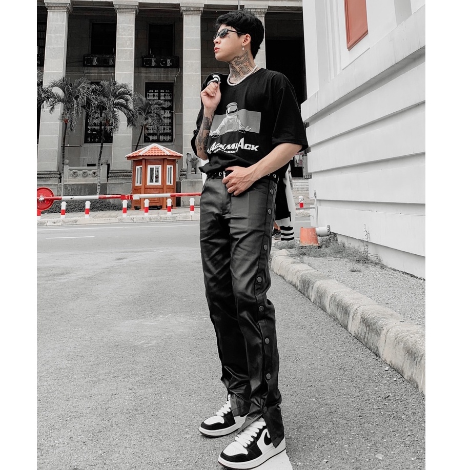 Áo Thun Motonaut Màu Đen Unisex BLACKMIACK