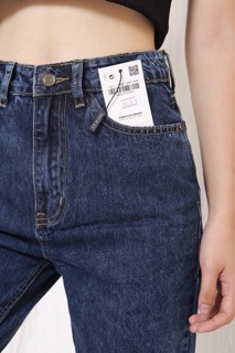 # Quần jeans ống thụng cạp cao