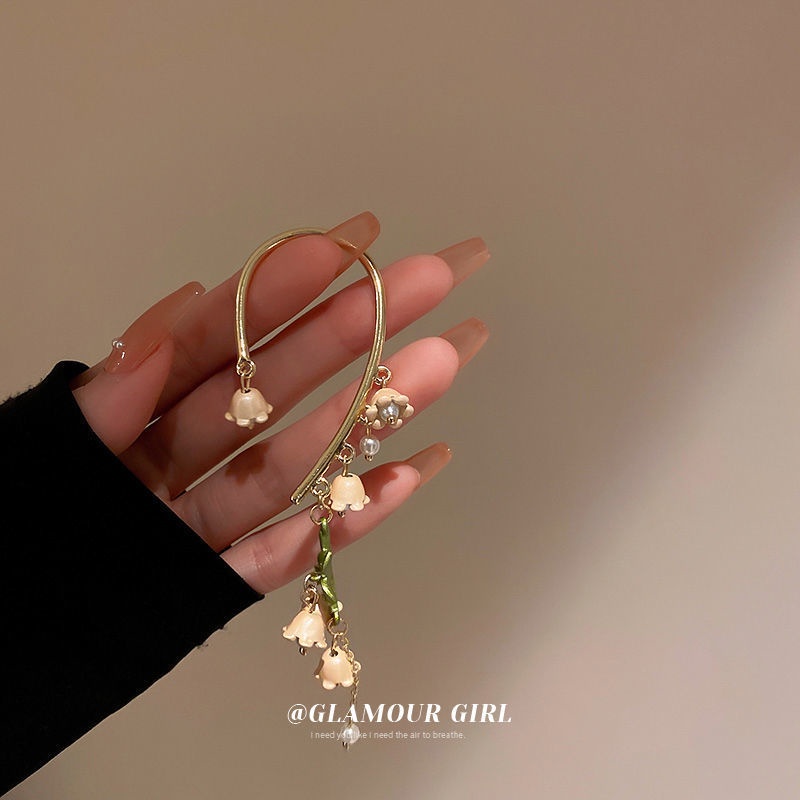 Khuyên Tai Dạng Móc Không Xỏ Lỗ Hình Hoa Lily Cổ Điển Phối Tua Rua Phong Cách Pháp Ngọt Ngào Tươi Mới